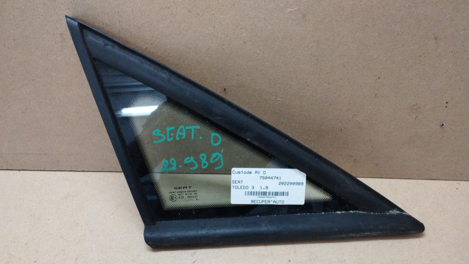 Custode avant droit SEAT TOLEDO 3 Diesel - 1