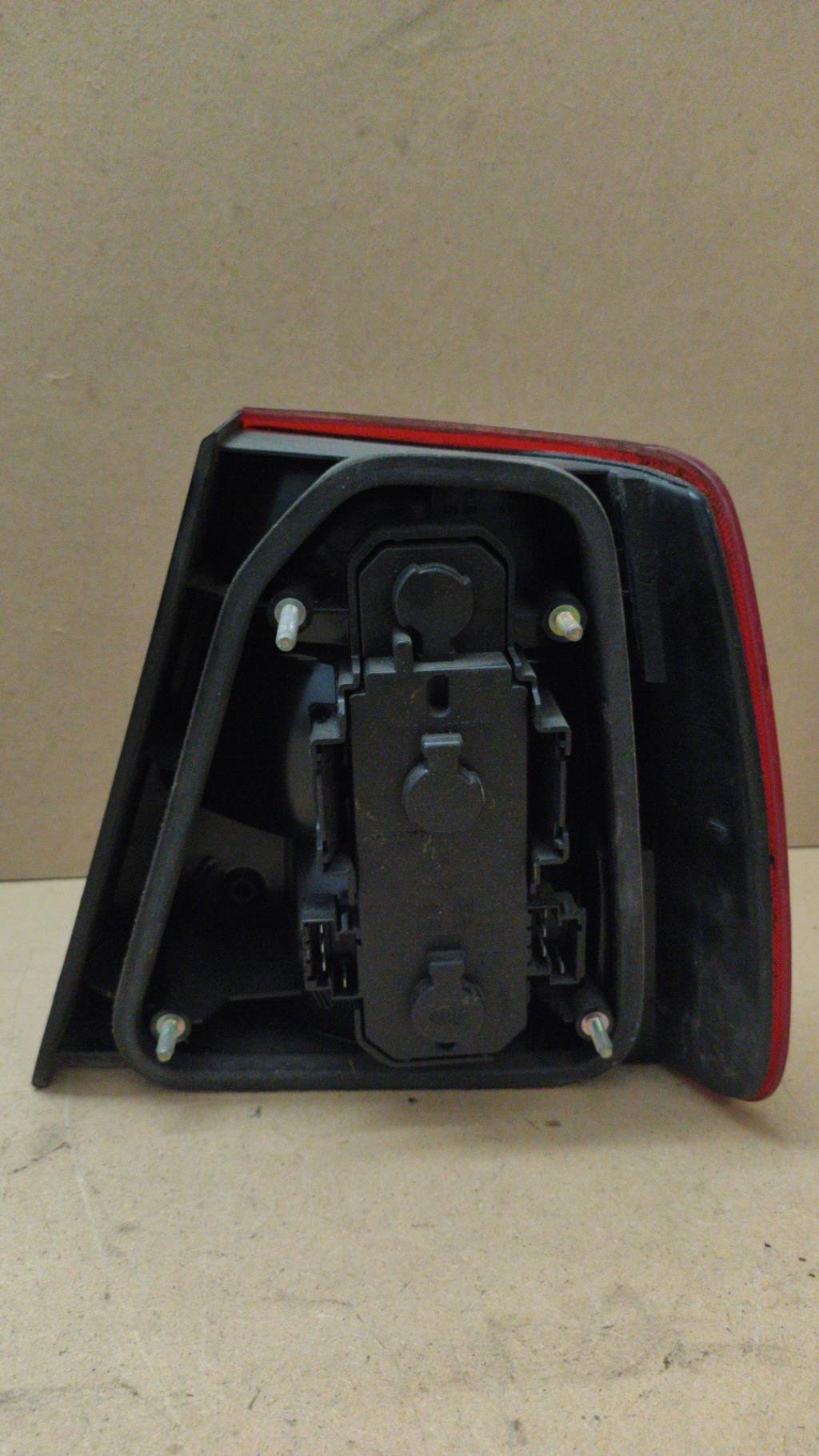 Fanale posteriore principale sinistro (luci) VOLVO 940 Diésel - 1
