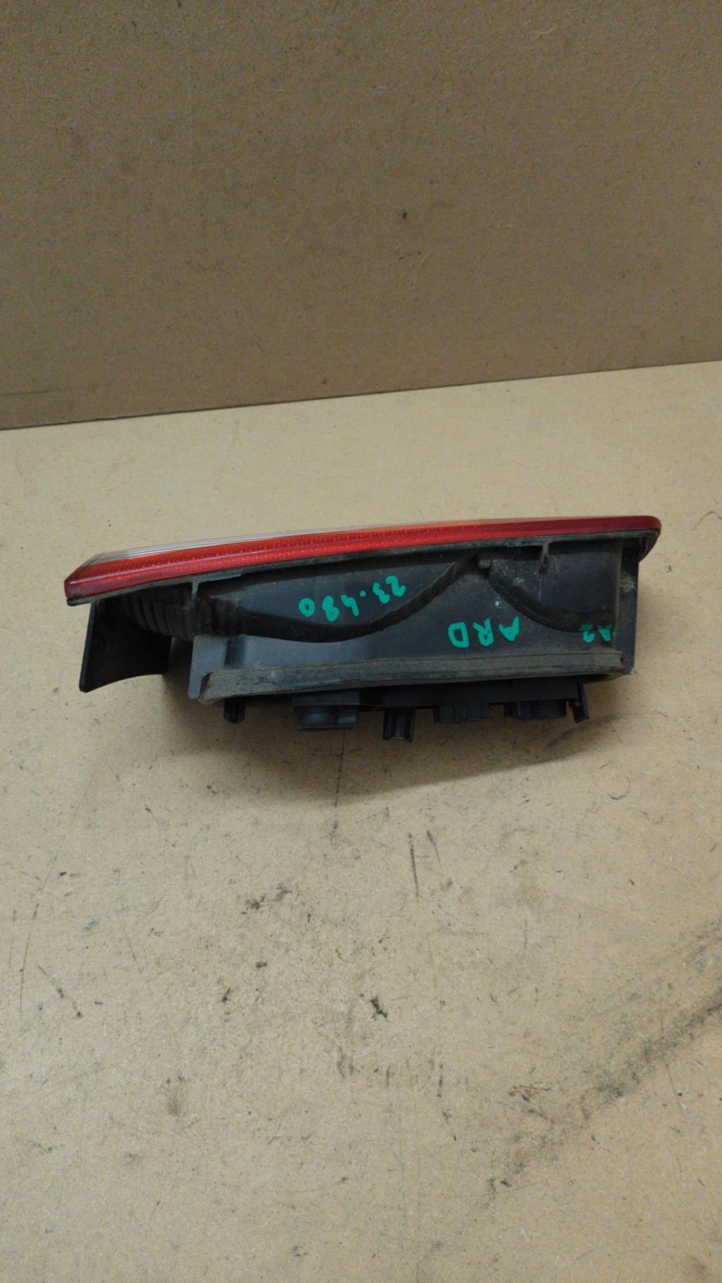 Feu arriere secondaire droit (feux) RENAULT LAGUNA 2 PHASE 1 Essence - 1