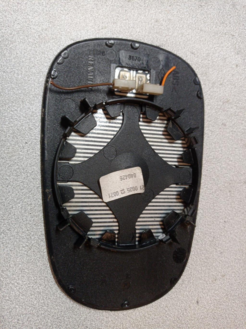 Vetro specchietto retrovisore sinistro RENAULT MEGANE 1 PHASE 2 Gasolina - 1