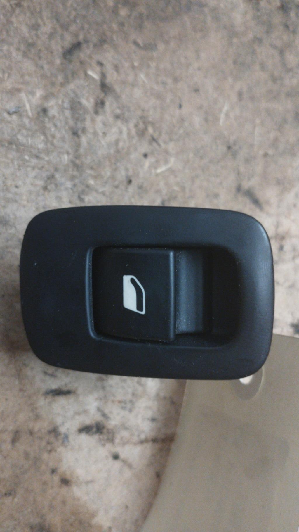 Interruttore lavacristalli posteriore destro CITROEN C4 PICASSO 1 Diésel - 1