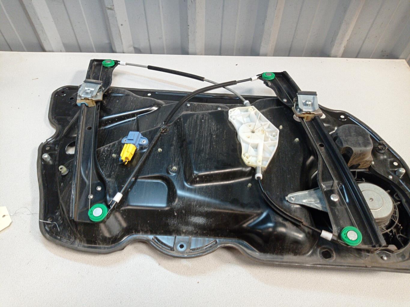Alzacristalli elettrico anteriore destro VOLKSWAGEN PASSAT 5 BREAK Diésel - 1