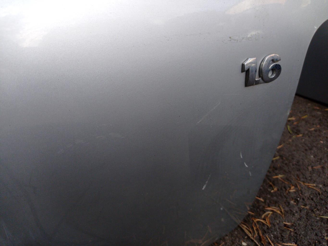 Portabagagli/Portellone posteriore VOLKSWAGEN GOLF 4 Gasolina - 1