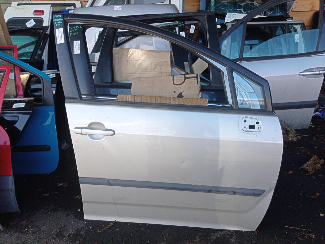 Portiera anteriore destra TOYOTA COROLLA VERSO 2 PHASE 2 Diésel - 1