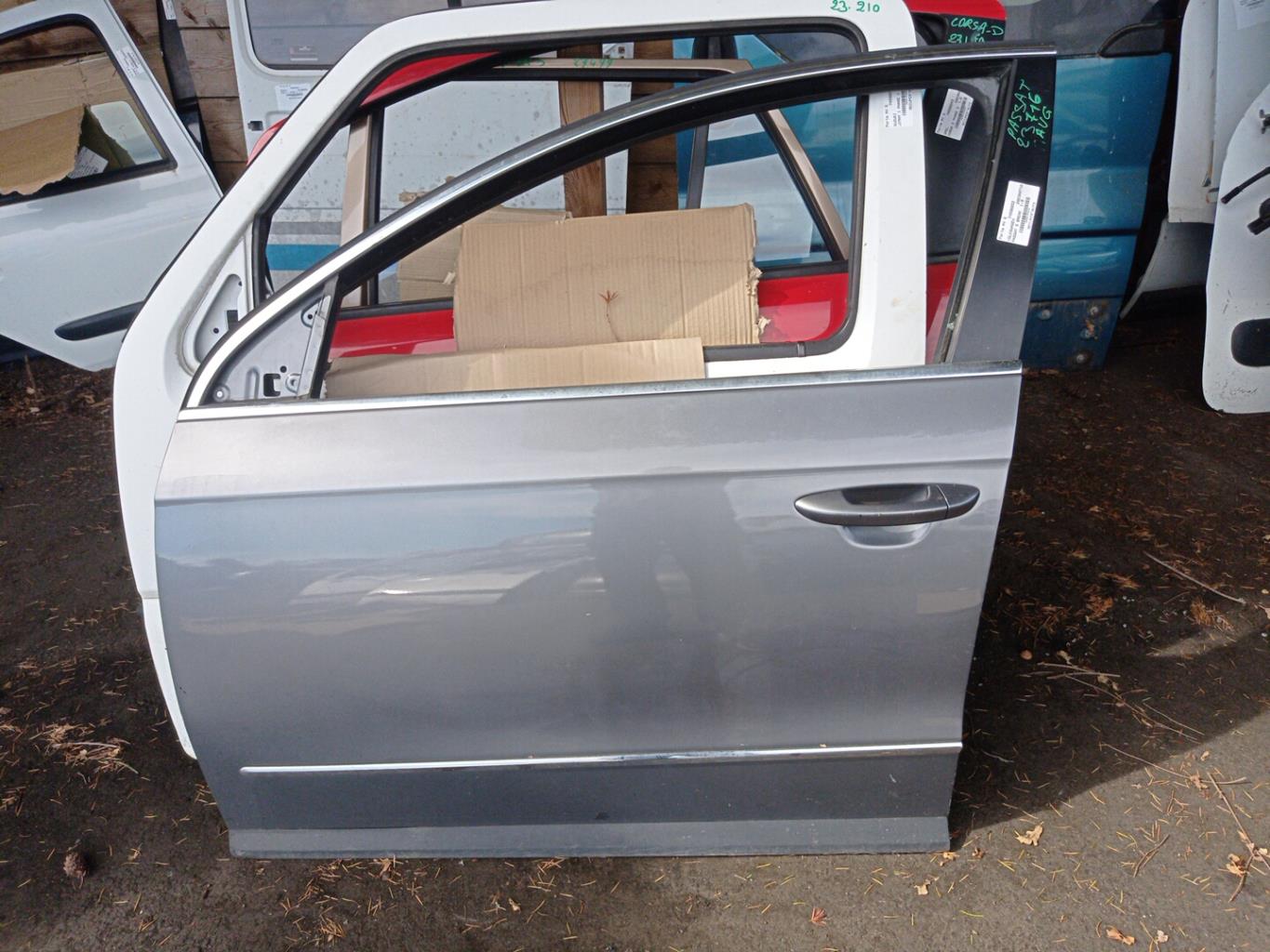 Portiera anteriore sinistra VOLKSWAGEN PASSAT 5 BREAK Diésel - 1