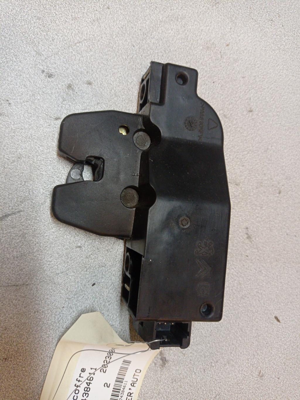 Serrure de coffre CITROEN C5 1 PHASE 1 Diesel - 1