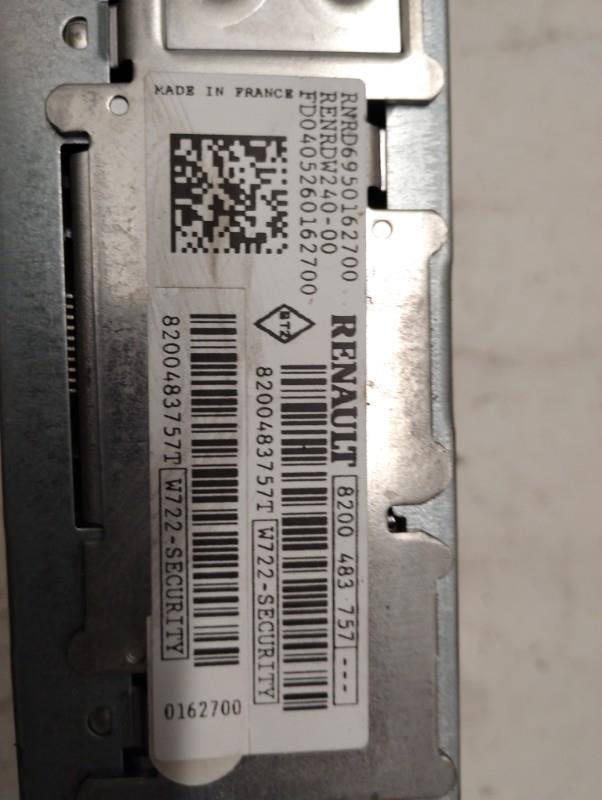 Autoradio originale RENAULT CLIO 3 PHASE 1 Gasolina - 1