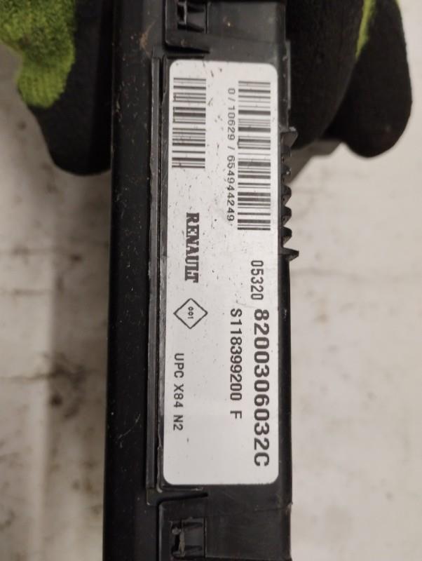 Boitier UPC RENAULT SCENIC 2 PHASE 1  - 1