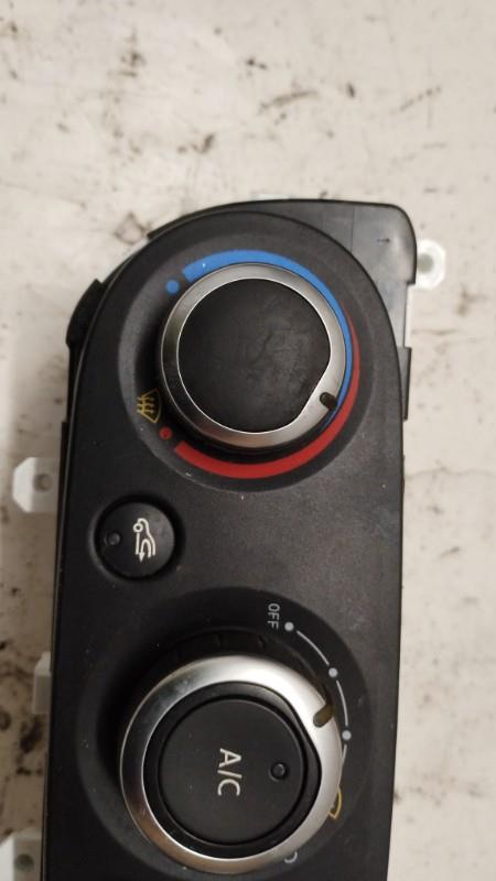 Commande chauffage RENAULT CLIO 4 PHASE 2 Diesel - 1