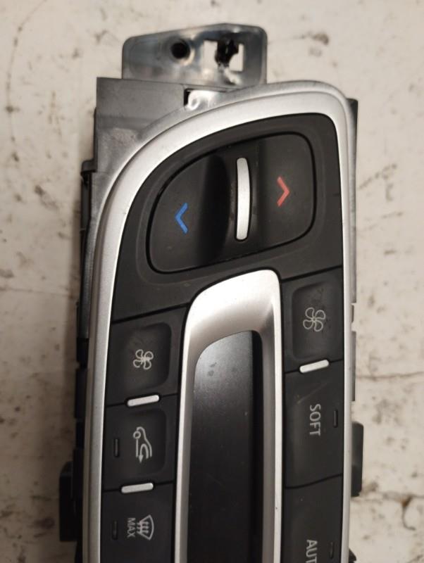 Commande chauffage RENAULT MEGANE 3 PHASE 2 Diesel - 1
