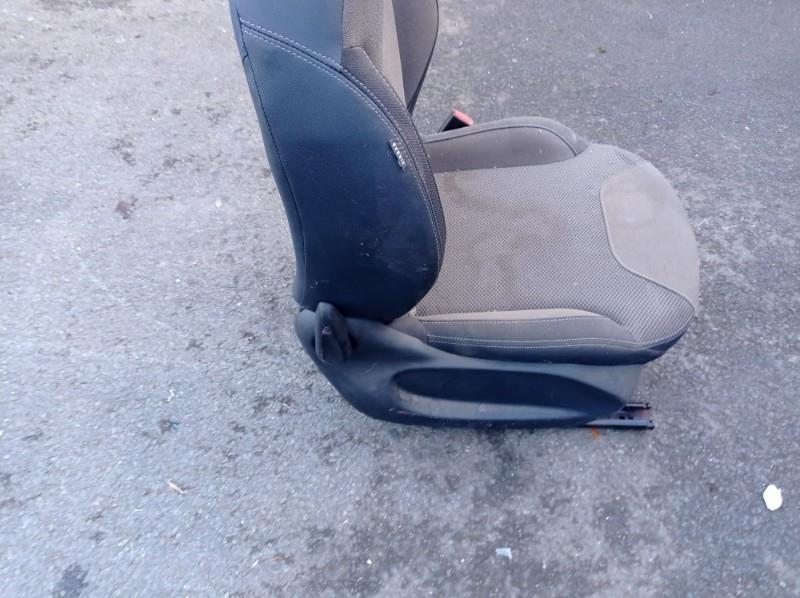 Siege avant droit CITROEN C3 2 PHASE 1 Diesel - 1