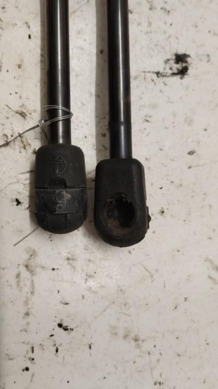 Molla a gas bagagliaio SUZUKI SX4 1 Diésel - 1