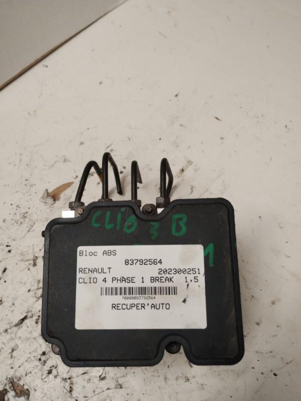 Blocco ABS (antibloccaggio freni) RENAULT CLIO 4 PHASE 1 BREAK Diésel - 1