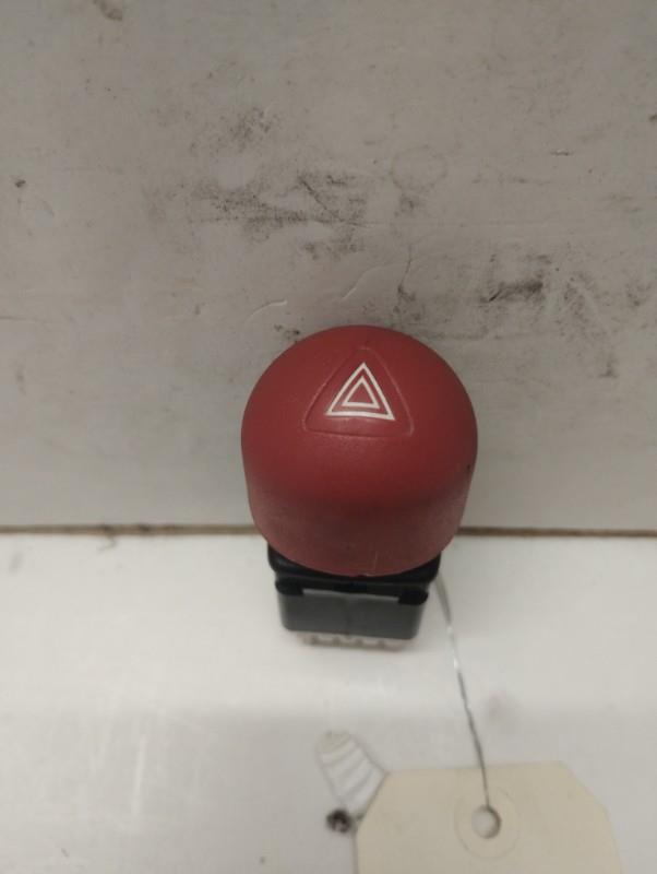 Bouton de warning RENAULT TWINGO 1 PHASE 3 Essence - 1