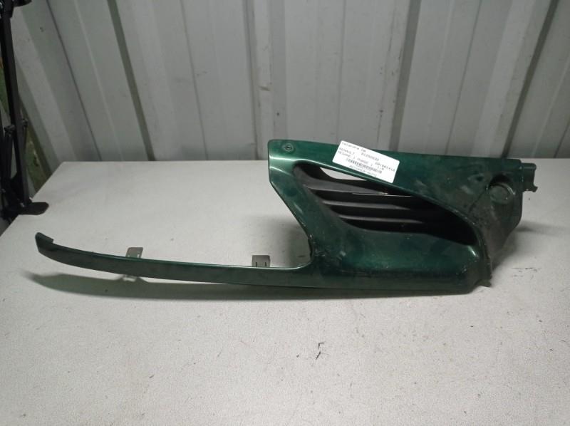 Calandre droite RENAULT MEGANE 1 PHASE 1 Diesel - 1