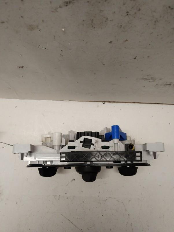 Commande chauffage DACIA DUSTER 1 PHASE 1 Diesel - 1