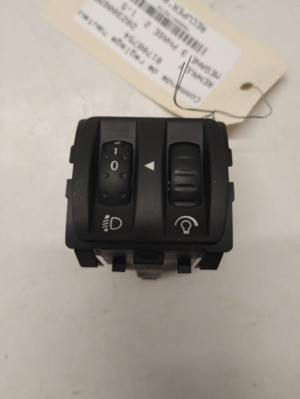 Commande de reglage hauteur de phare RENAULT MEGANE 3 PHASE 2 Diesel - 1