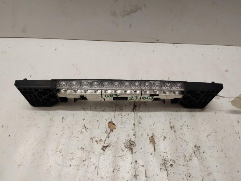 Luce stop centrale PEUGEOT 407 PHASE 2 BREAK Diésel - 1