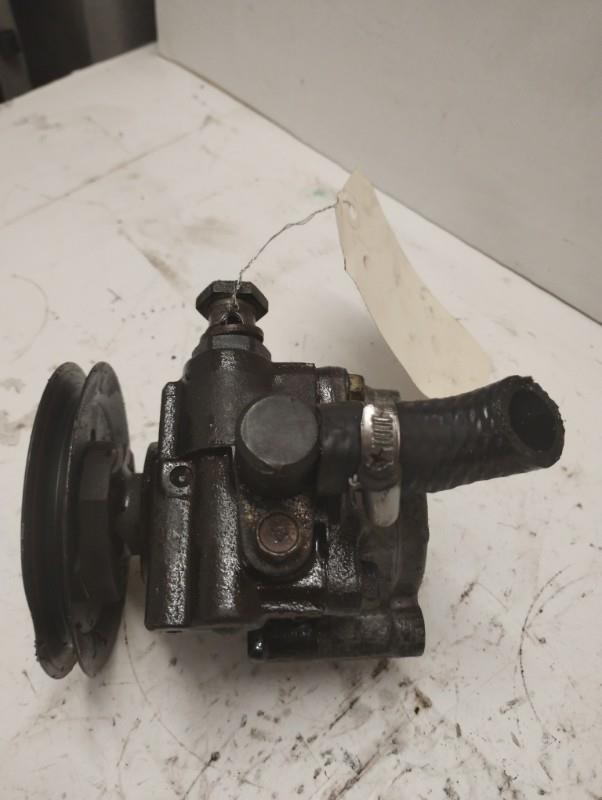 Pompe hydraulique VOLKSWAGEN GOLF 3 Diesel - 1