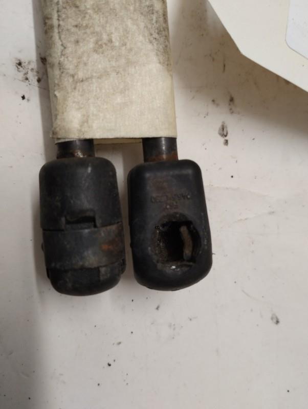 Verin de coffre CITROEN C4 2 PHASE 1 Diesel - 1