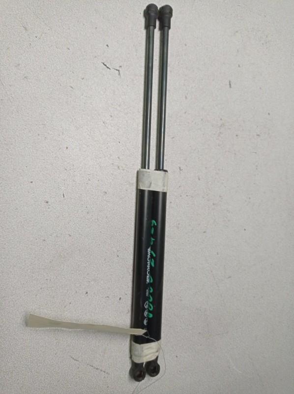 Verin de coffre VOLVO V 50 PHASE 1 BREAK Essence - 1