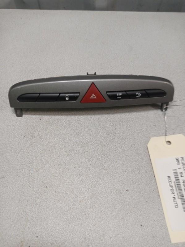 Interruttore luci emergenza PEUGEOT 308 1 SW PHASE 1 BREAK Diésel - 1