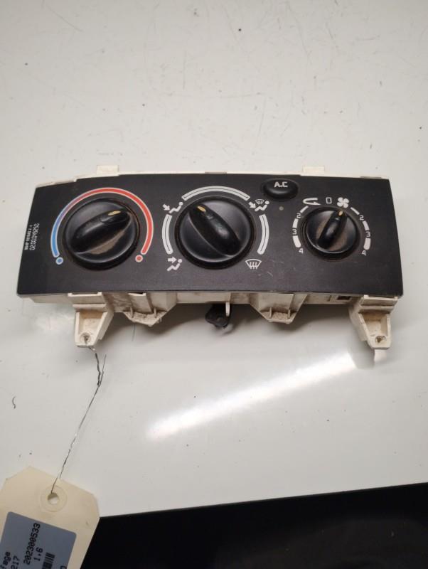 Commande chauffage RENAULT MEGANE 1 PHASE 2 Essence - 1