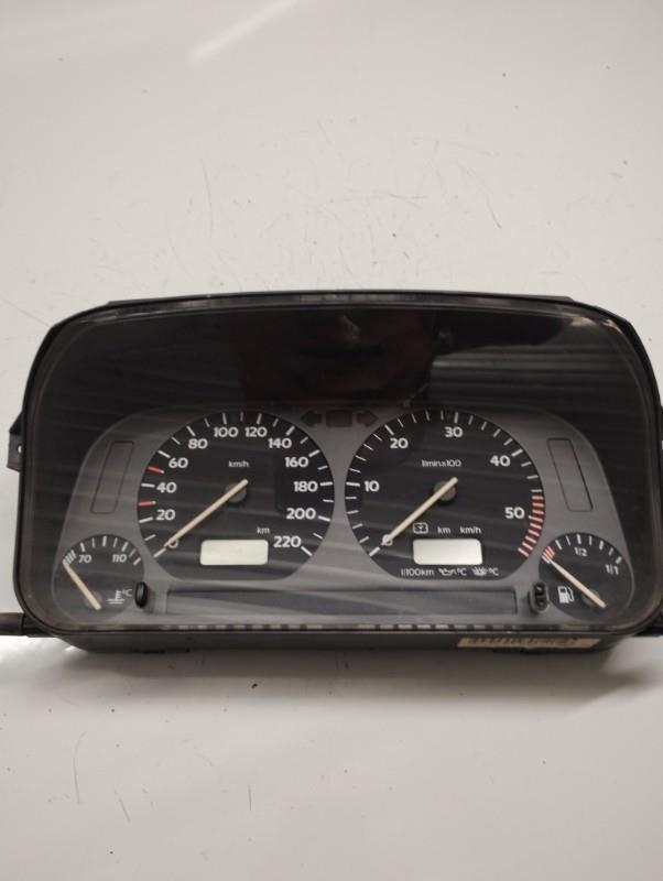 Compteur VOLKSWAGEN GOLF 3 Diesel - 1