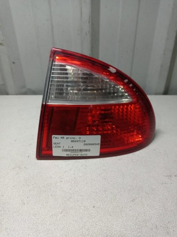 Fanale posteriore principale destro (luci) SEAT LEON 1 Gasolina - 1