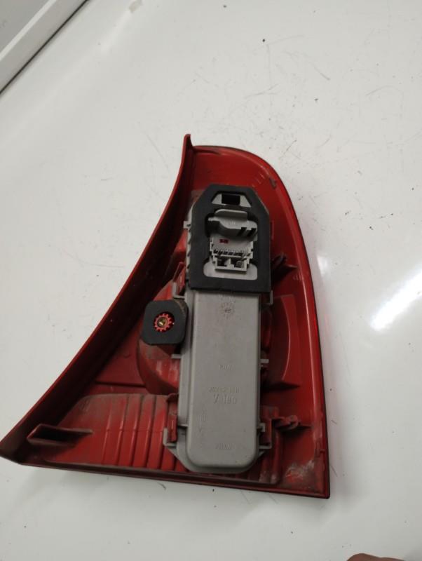 Fanale posteriore principale sinistro (luci) RENAULT CLIO 2 PHASE 1 Diésel - 1