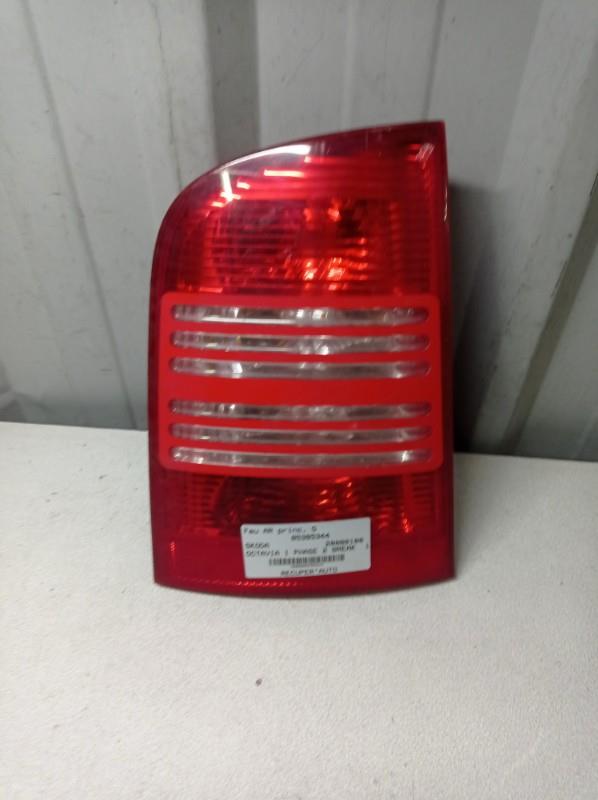 Fanale posteriore principale sinistro (luci) SKODA OCTAVIA 1 PHASE 2 BREAK Diésel - 1
