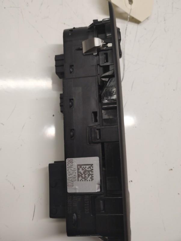 Interruttore lavacristalli anteriore sinistro FORD FIESTA 6 PHASE 2 Gasolina - 1