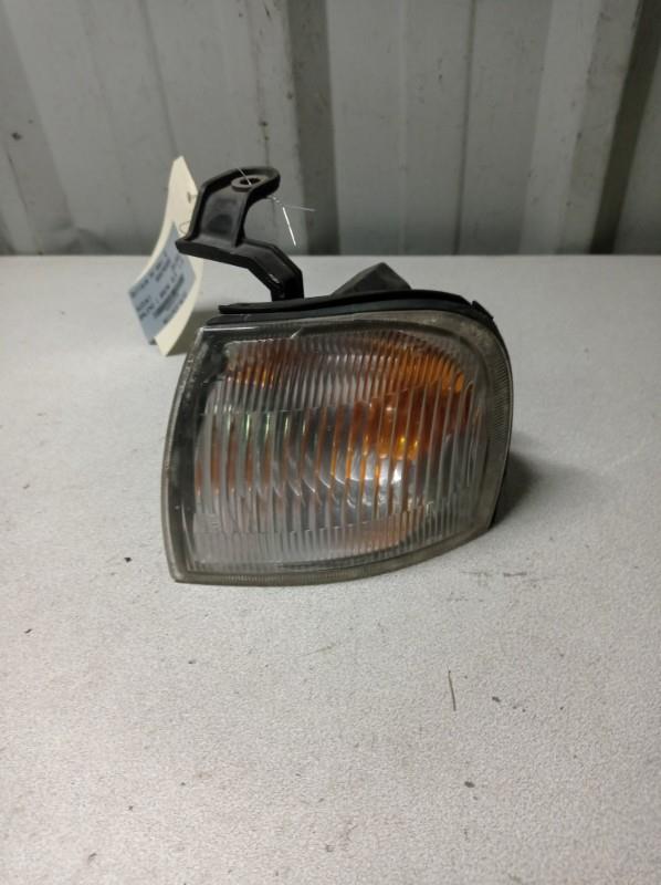Gruppo ottico anteriore secondario sinistro (luci)(freccia) SUZUKI BALENO 1 BREAK Gasolina - 1