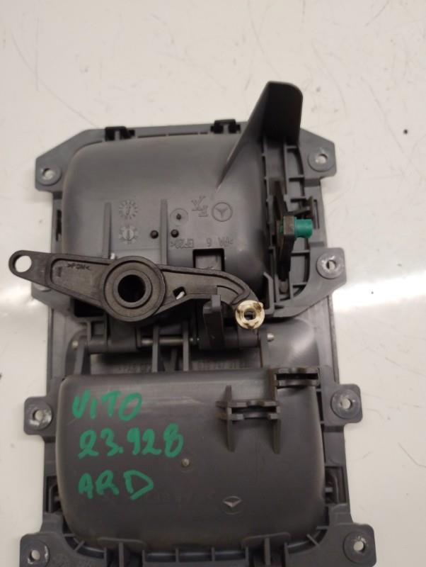 Maniglia interna posteriore destra MERCEDES VITO 639 PHASE 1 Diésel - 1