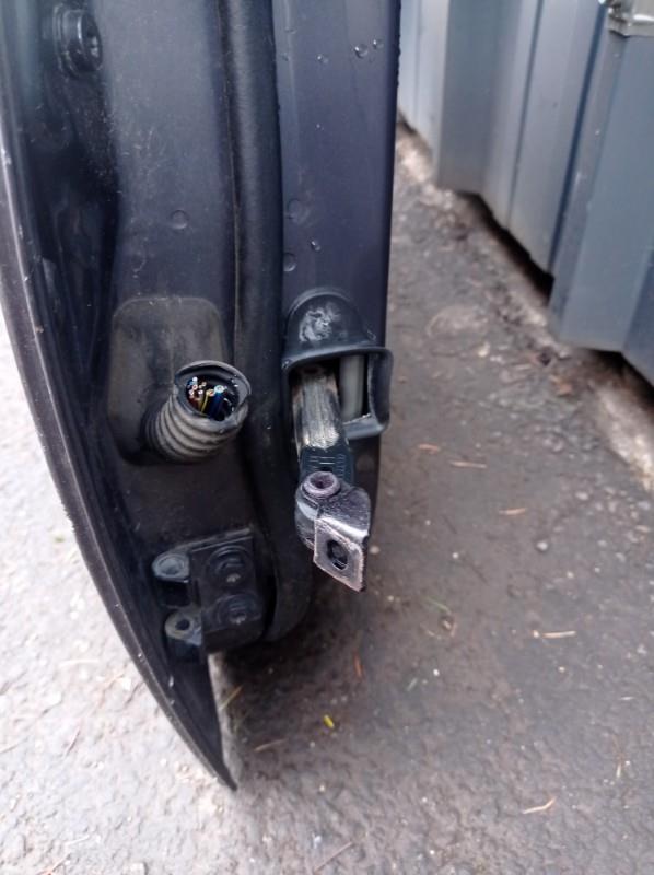 Puerta trasera derecha BMW SERIE 3 E90 PHASE 1 Diésel - 1