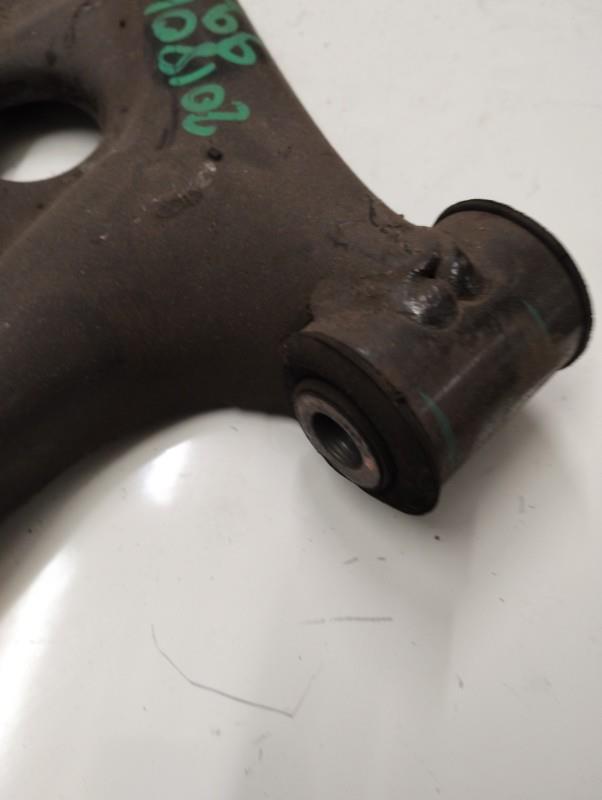 Triangolo inferiore anteriore sinistro FORD KA+ Gasolina - 1