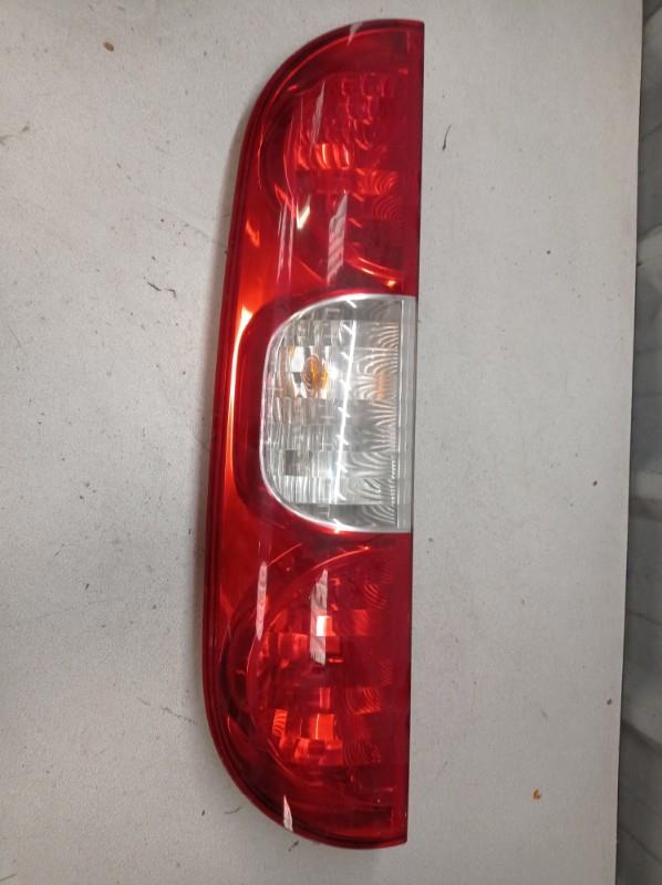 Fanale posteriore principale sinistro (luci) FIAT DOBLO 1 PHASE 2 Diésel - 1
