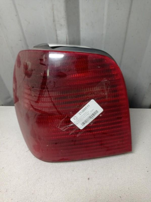 Fanale posteriore principale sinistro (luci) VOLKSWAGEN POLO 3 PHASE 1 Diésel - 1