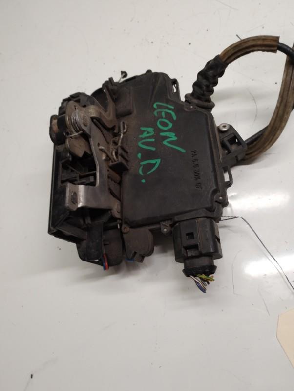 Serrure avant droit SEAT LEON 1 Diesel - 1