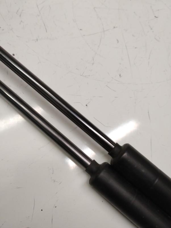 Verin de coffre CITROEN C3 1 PHASE 1 Essence - 1