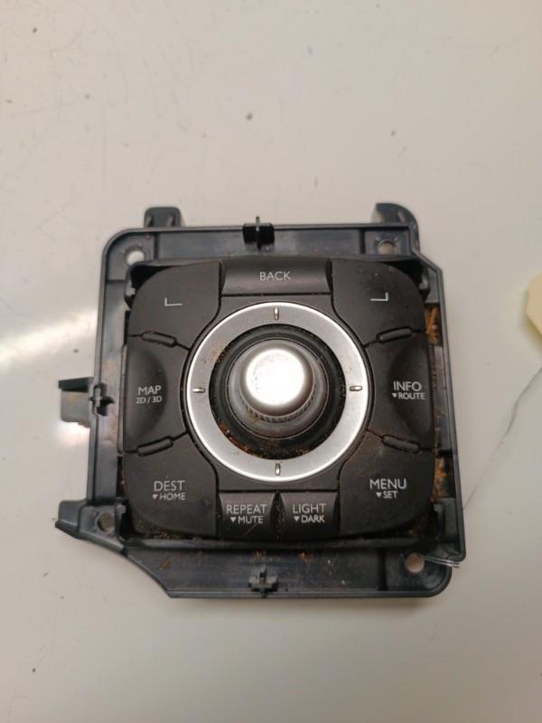 Commande GPS RENAULT MEGANE 3 PHASE 3 Diesel - 1