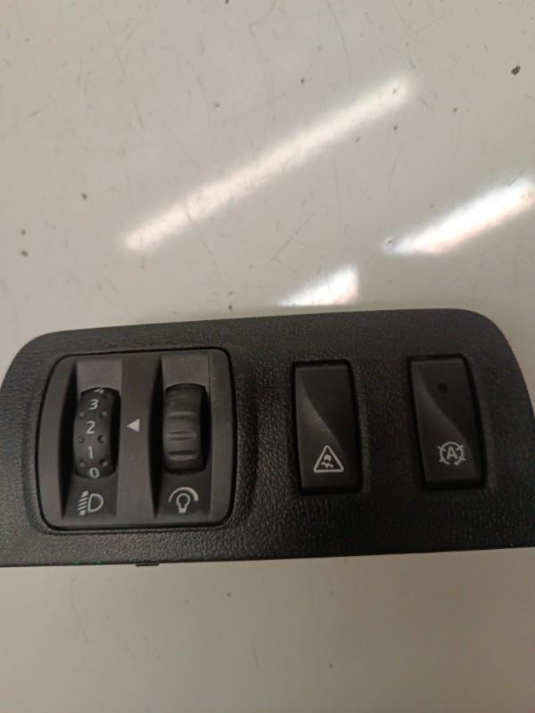 Commande de reglage hauteur de phare RENAULT MEGANE 3 PHASE 3 Diesel - 1