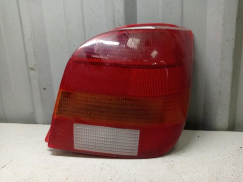 Fanale posteriore principale destro (luci) FORD FIESTA 3 PHASE 1 Diésel - 1