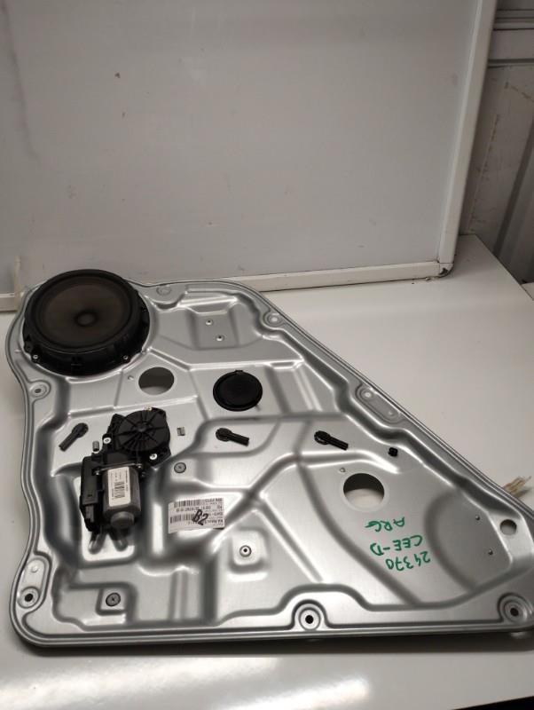 Alzacristalli elettrico posteriore sinistro KIA CEE-D 1 SPORT WAGON PHASE 1 BREAK Diésel - 1