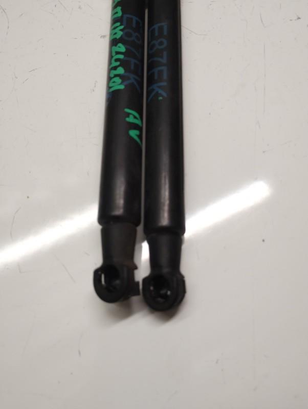 Verin de capot BMW SERIE 1 E87 PHASE 2 Diesel - 1