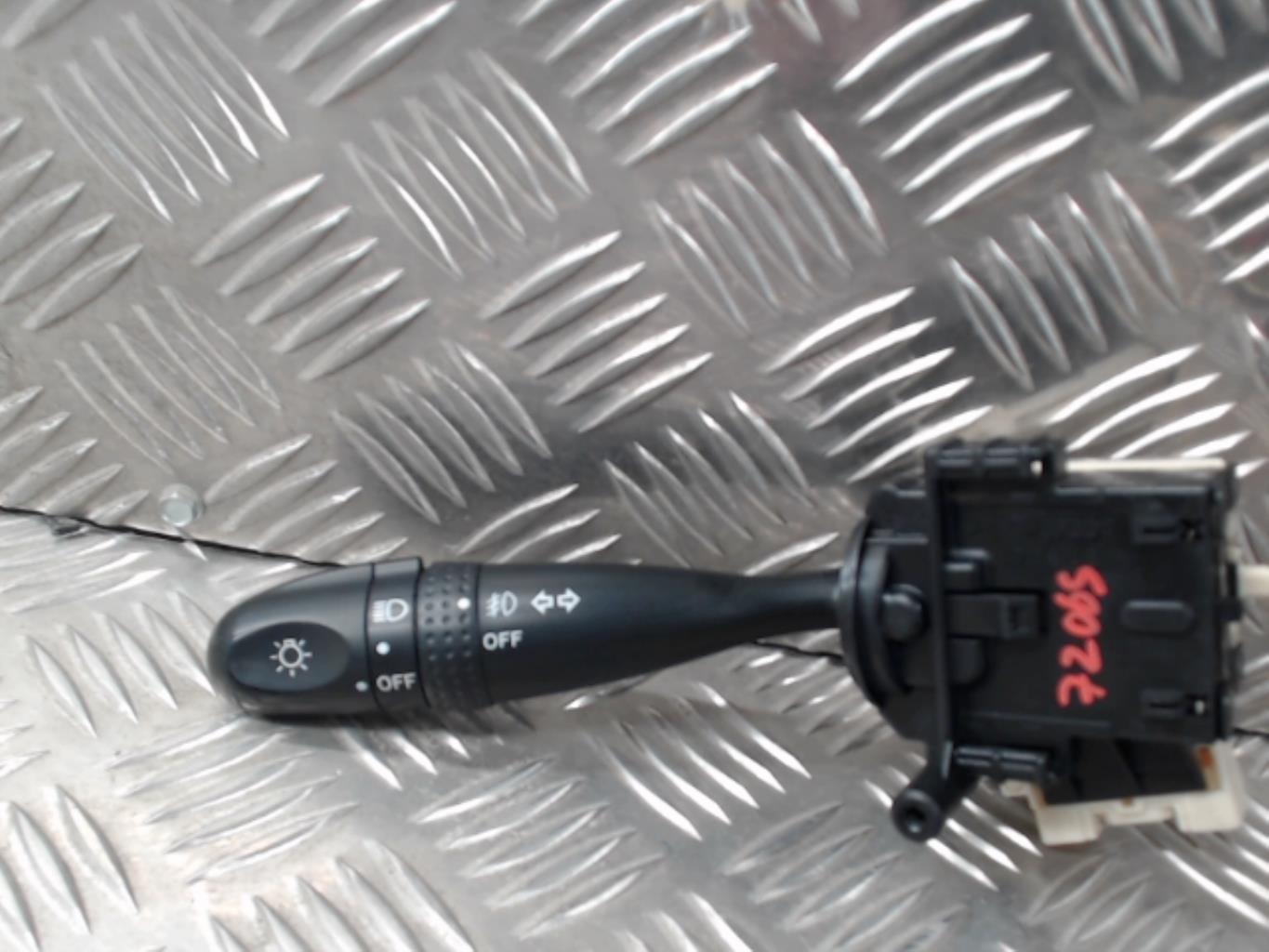 Commodo phare TOYOTA RAV4 2 PHASE 1 Diesel - 1