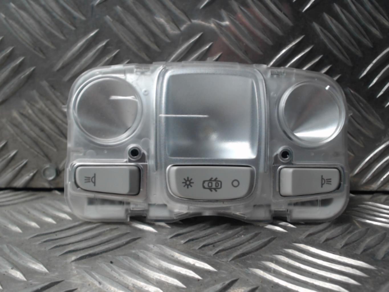 Eclairage de plafonnier CITROEN C4 GRAND SPACETOURER Diesel - 1