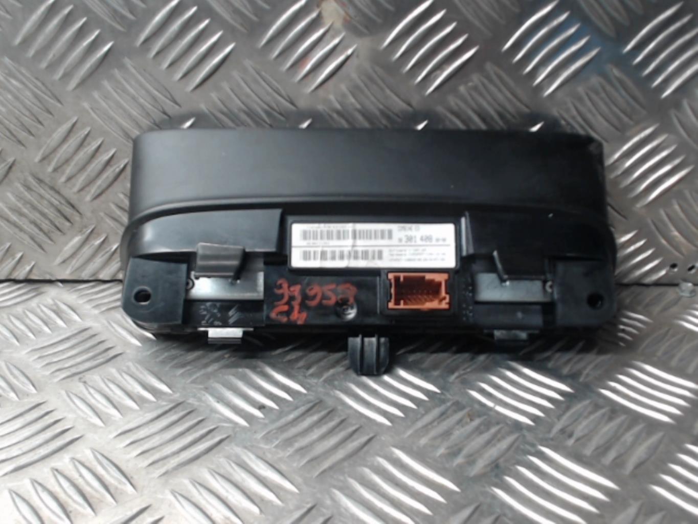 Compteur CITROEN C4 CACTUS Diesel - 1
