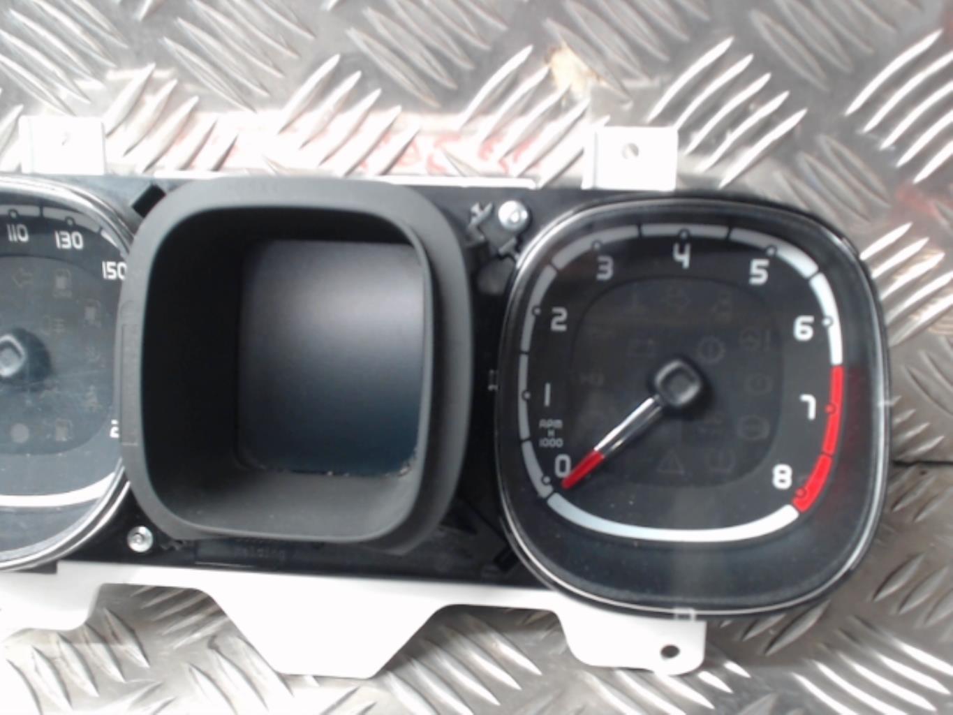 Compteur FIAT PANDA 3 PHASE 1 Essence - 1