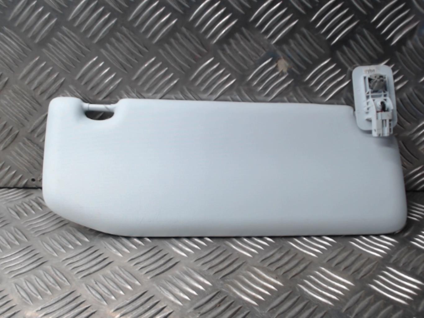 Visiera parasole sinistra PEUGEOT 208 1 PHASE 1 Diésel - 1